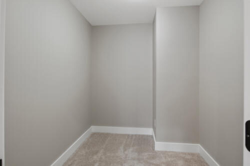 134073288363461475 134073288331829129 112 Topaz Trail 31