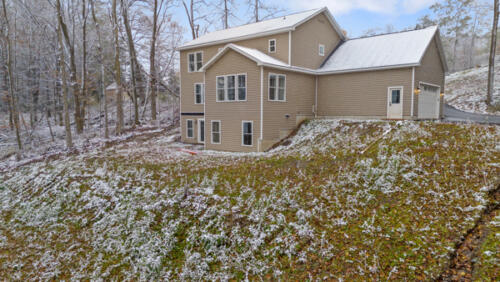 134073288400640128 134073288364855696 112 Topaz Trail 50